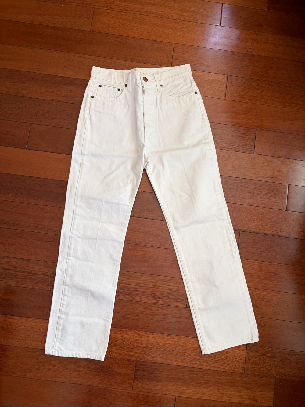 Women’s White Straight-Leg Jeans